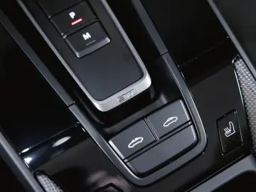 911 Targa 4 GTS Hinterachslenkung 18 Wege Nachts