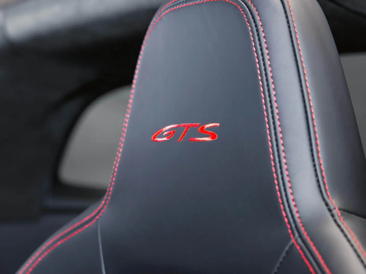 911 Targa 4 GTS Hinterachslenkung 18 Wege Nachts