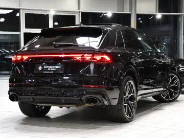 RSQ8 4.0 TFSI qu Exclusive Laser B&O 4D Head Up