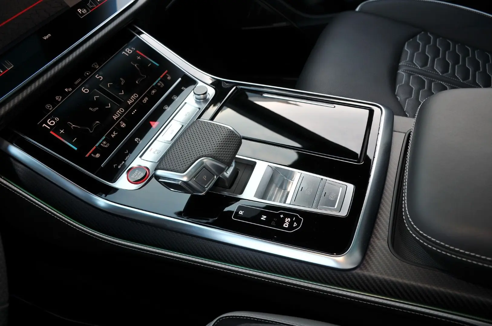 RSQ8 4.0 TFSI qu Exclusive Laser B&O 4D Head Up