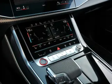 RSQ8 4.0 TFSI qu Exclusive Laser B&O 4D Head Up