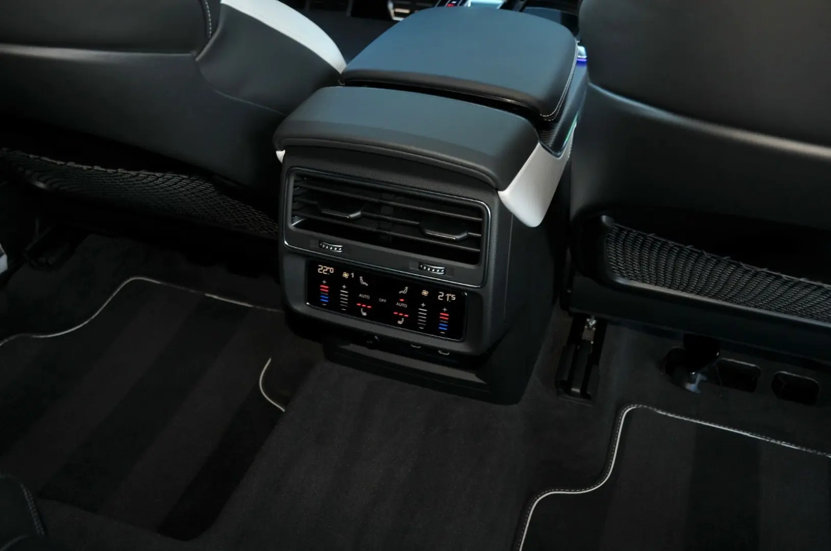 RSQ8 4.0 TFSI qu Exclusive Laser B&O 4D Head Up