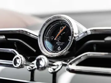 Bentayga S V8 CARBON STYLING / NAIM / TOURING