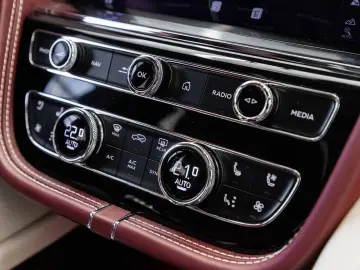 Bentayga S V8 CARBON STYLING / NAIM / TOURING