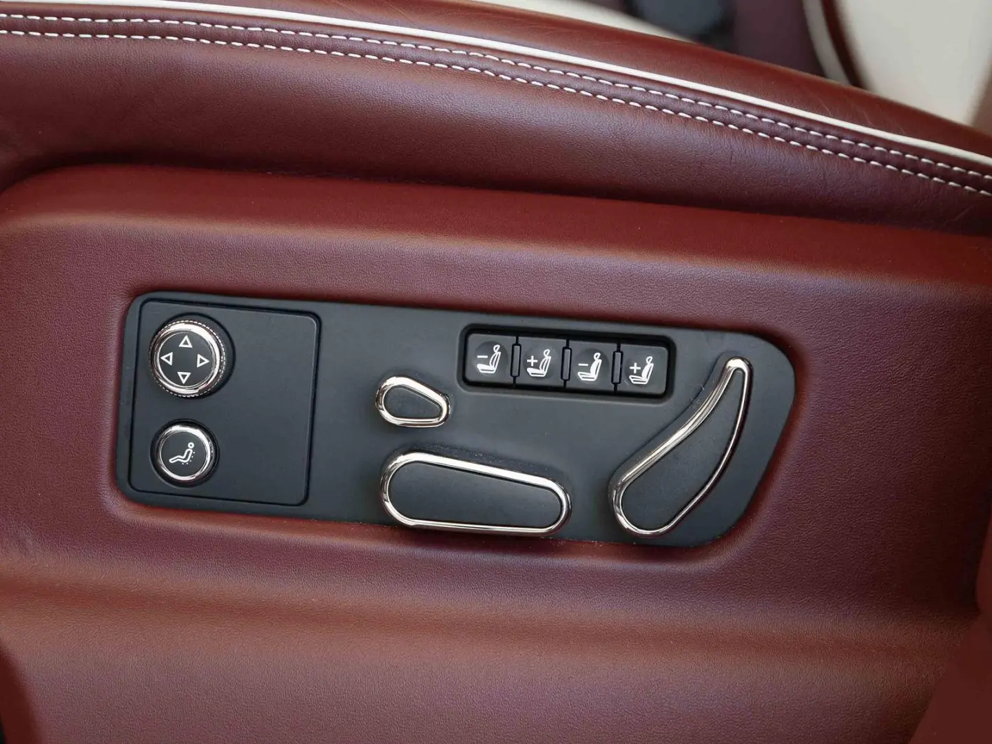 Bentayga S V8 CARBON STYLING / NAIM / TOURING