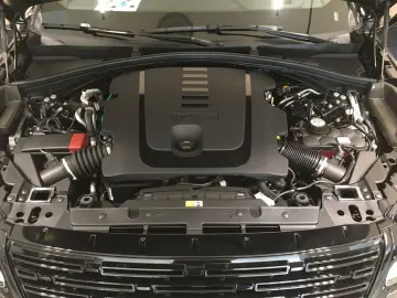 Range Rover Velar D300 Autobiography
