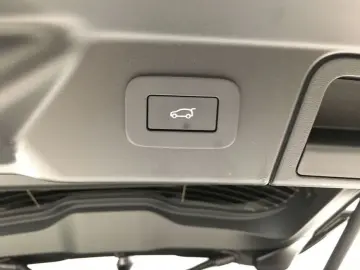 Range Rover Velar D300 Autobiography