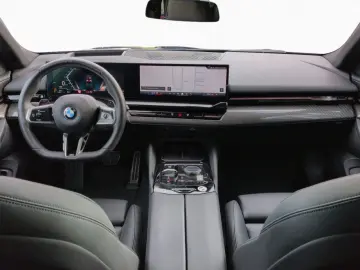 520d xD Tour M SPORT DAProf 360° AHK H/K
