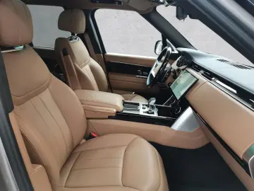 Range Rover P530 Autobiography