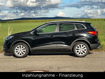 Kadjar Limited/AHK/Kamera/Navi/