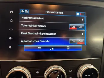 Kadjar 1.3 TCe 140 Limited*Navi*PDC*Sitzheizung*