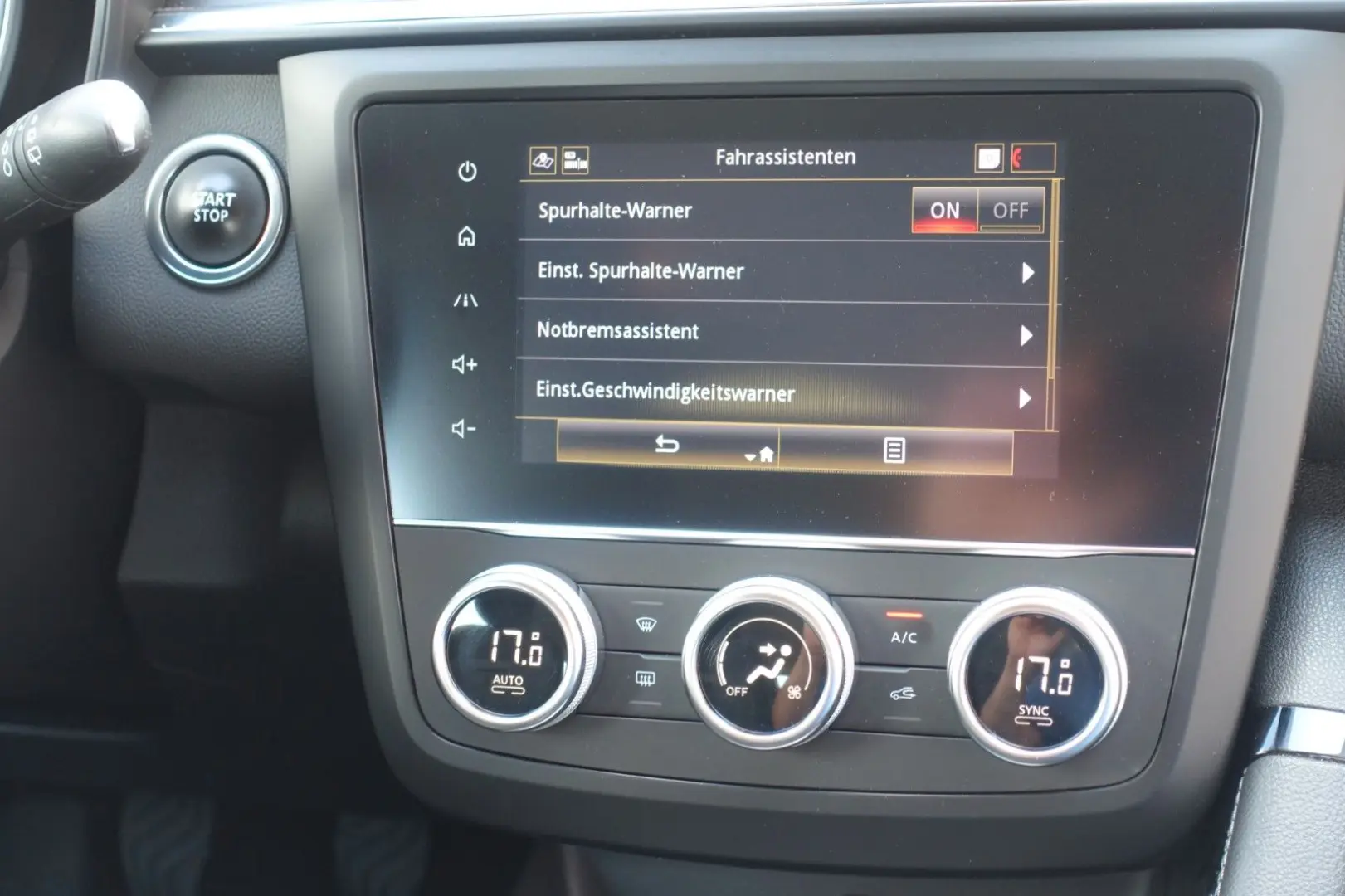 Kadjar Limited Zen 1.5 Blue dCi 115 | NAVI | PDC