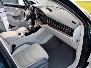 Milanne Auto Trade - TVA Inclus - Full Serice - Fara Daune