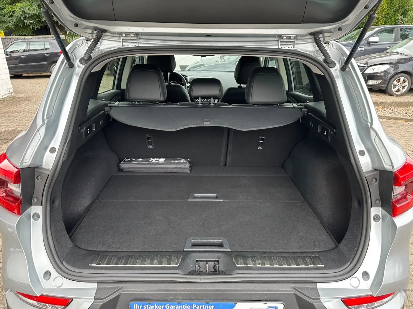 Kadjar Limited/NAVI/SHZ/TEMP/KAM/GJR/LMF