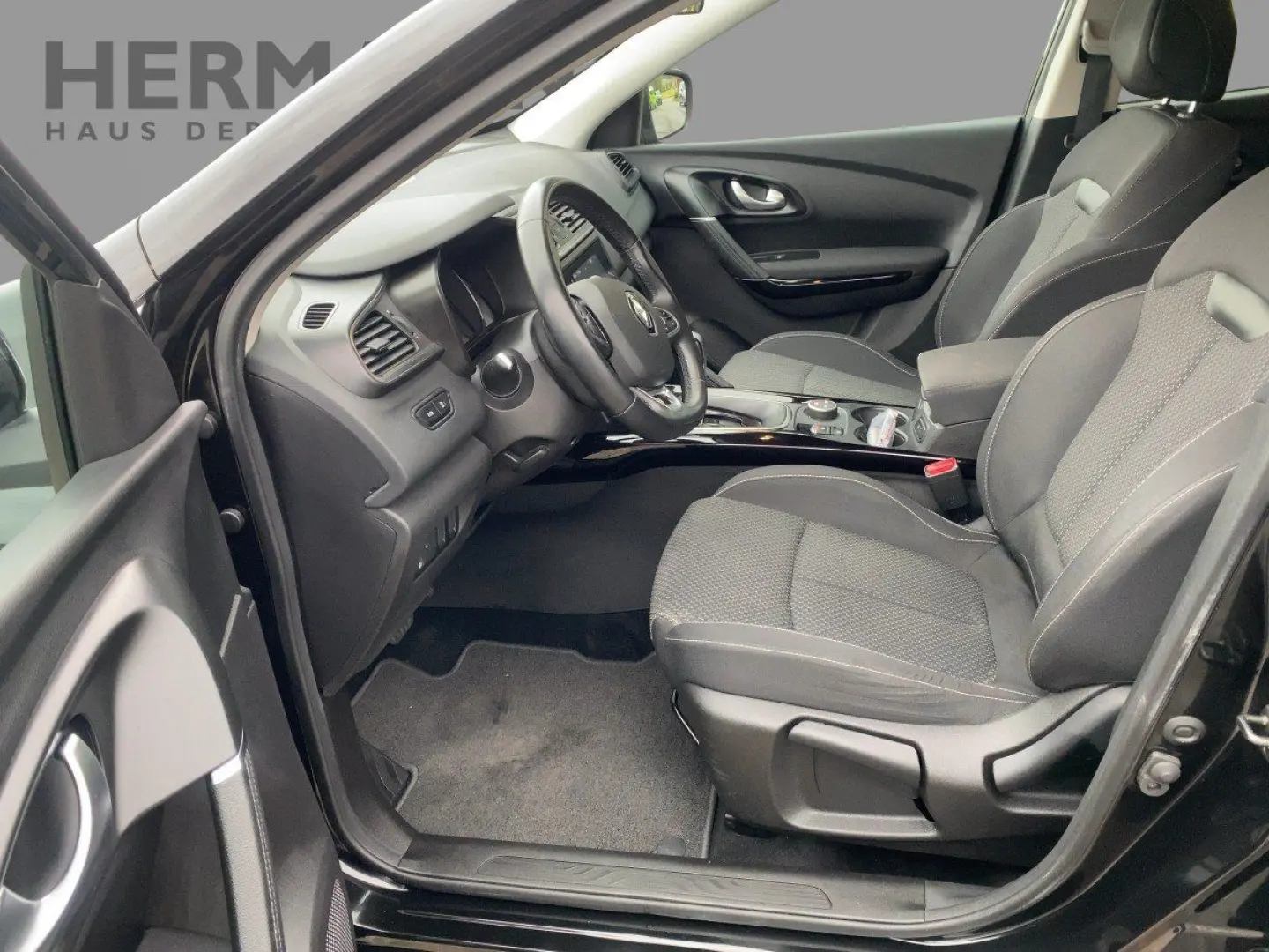 Kadjar 1.3 TCe 140 GPF Business Edition LED*AUT