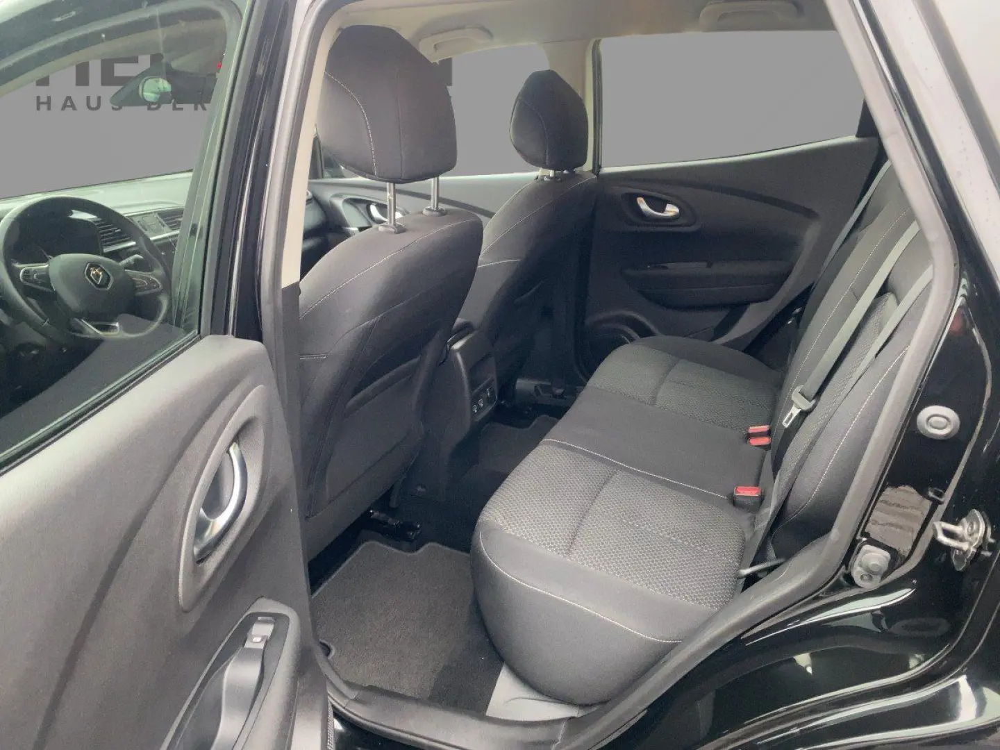 Kadjar 1.3 TCe 140 GPF Business Edition LED*AUT