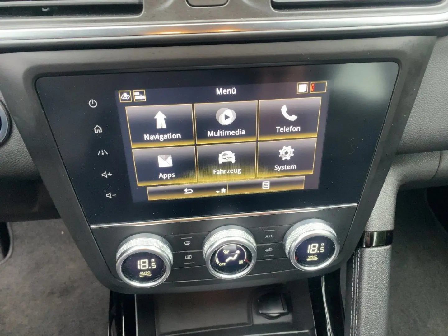 Kadjar 1.3 TCe 140 GPF Business Edition LED*AUT
