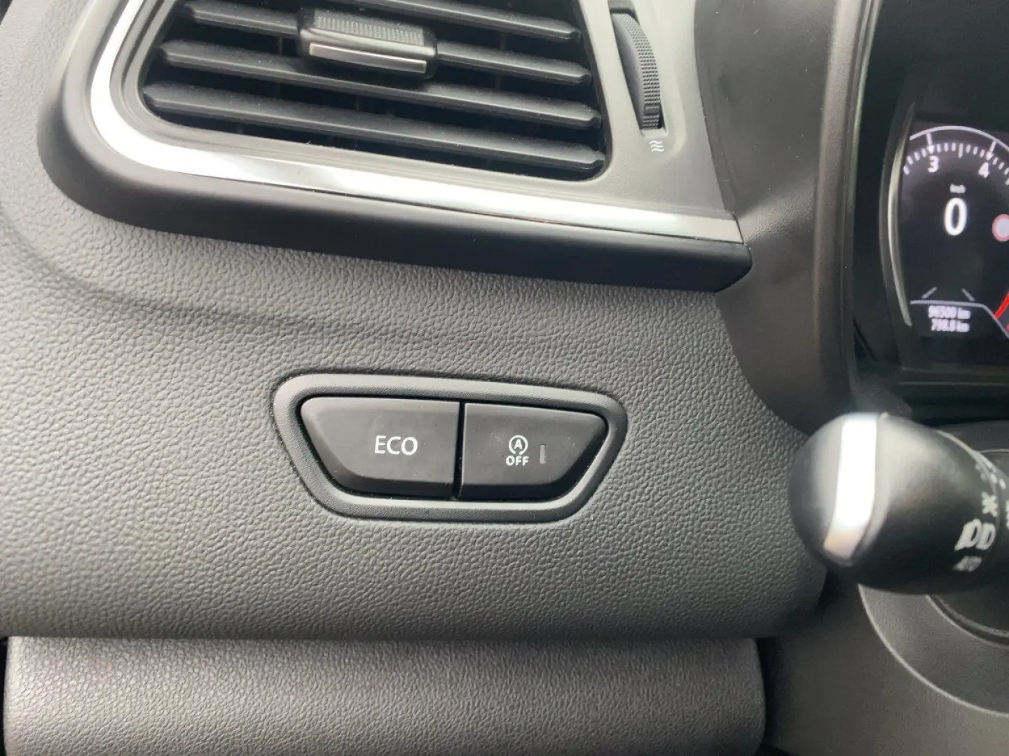 Kadjar 1.3 TCe 140 GPF Business Edition LED*AUT
