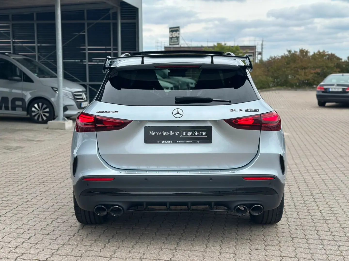 Mercedes-Benz GLA 45 S 4M+PremiumPlus+