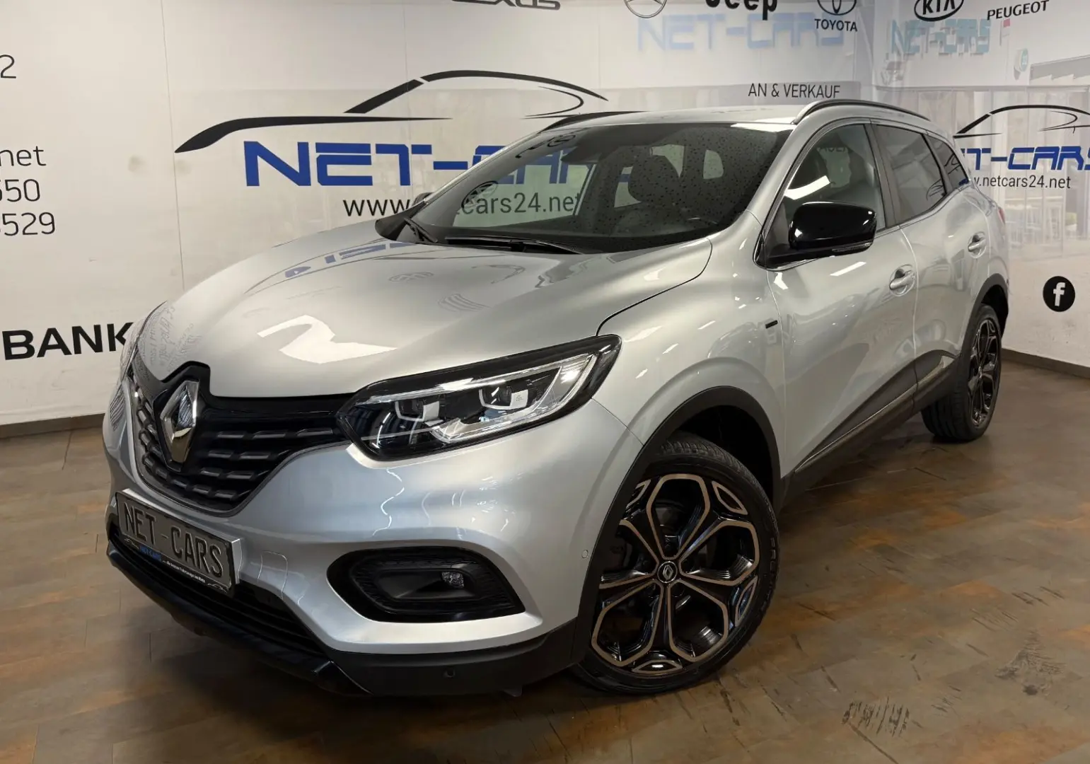 Kadjar TCe 140 EDC Black Edition Leder*NAVi*LED*