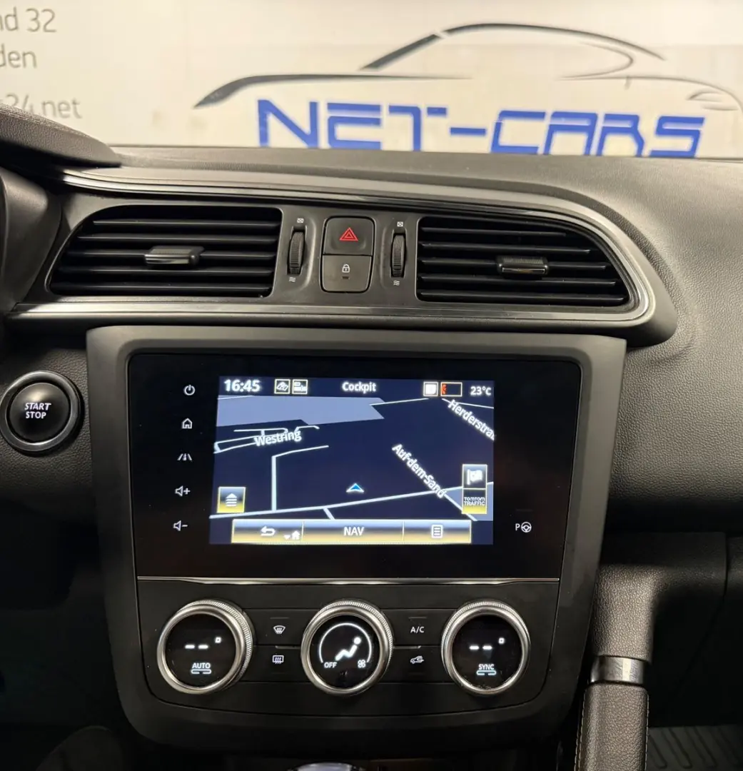 Kadjar TCe 140 EDC Black Edition Leder*NAVi*LED*
