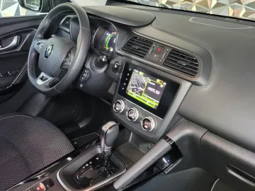 Kadjar*XENON*PDC*ALU*NAVI*AUTOMATIK*