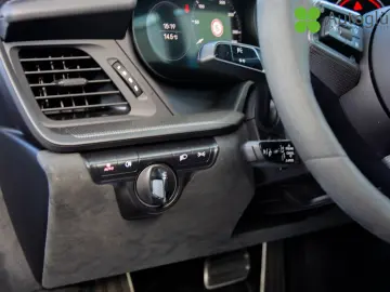 911 Carrera 4 GTS *LIFT*SUNROOF*