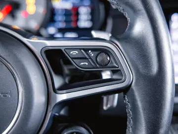 Porsche Macan GTS Panorama Sport Chrono BOSE