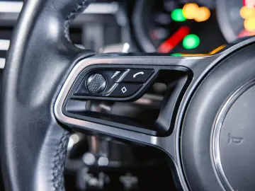 Porsche Macan GTS Panorama Sport Chrono BOSE