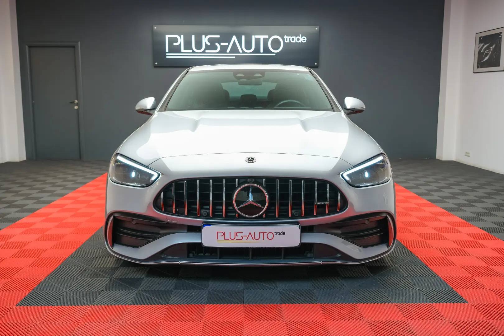 MERCEDES BENZ C43 AMG