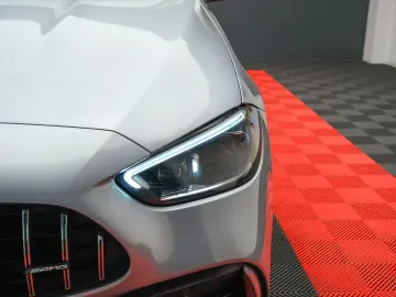 MERCEDES BENZ C43 AMG