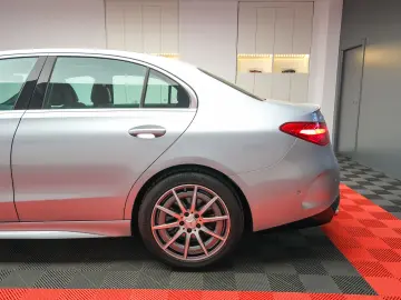 MERCEDES BENZ C43 AMG