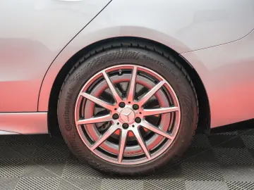 MERCEDES BENZ C43 AMG