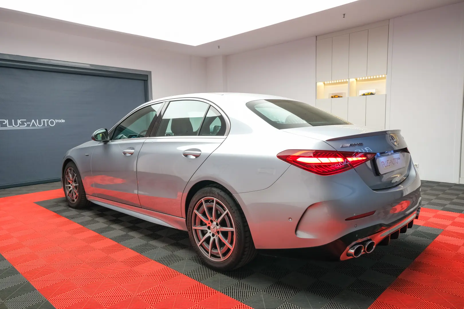 MERCEDES BENZ C43 AMG