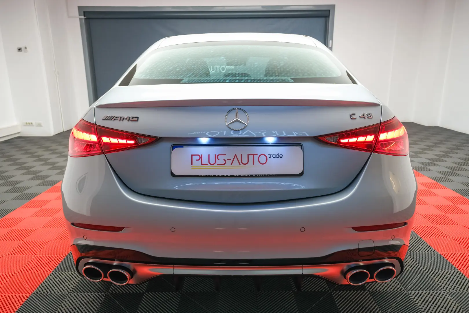 MERCEDES BENZ C43 AMG