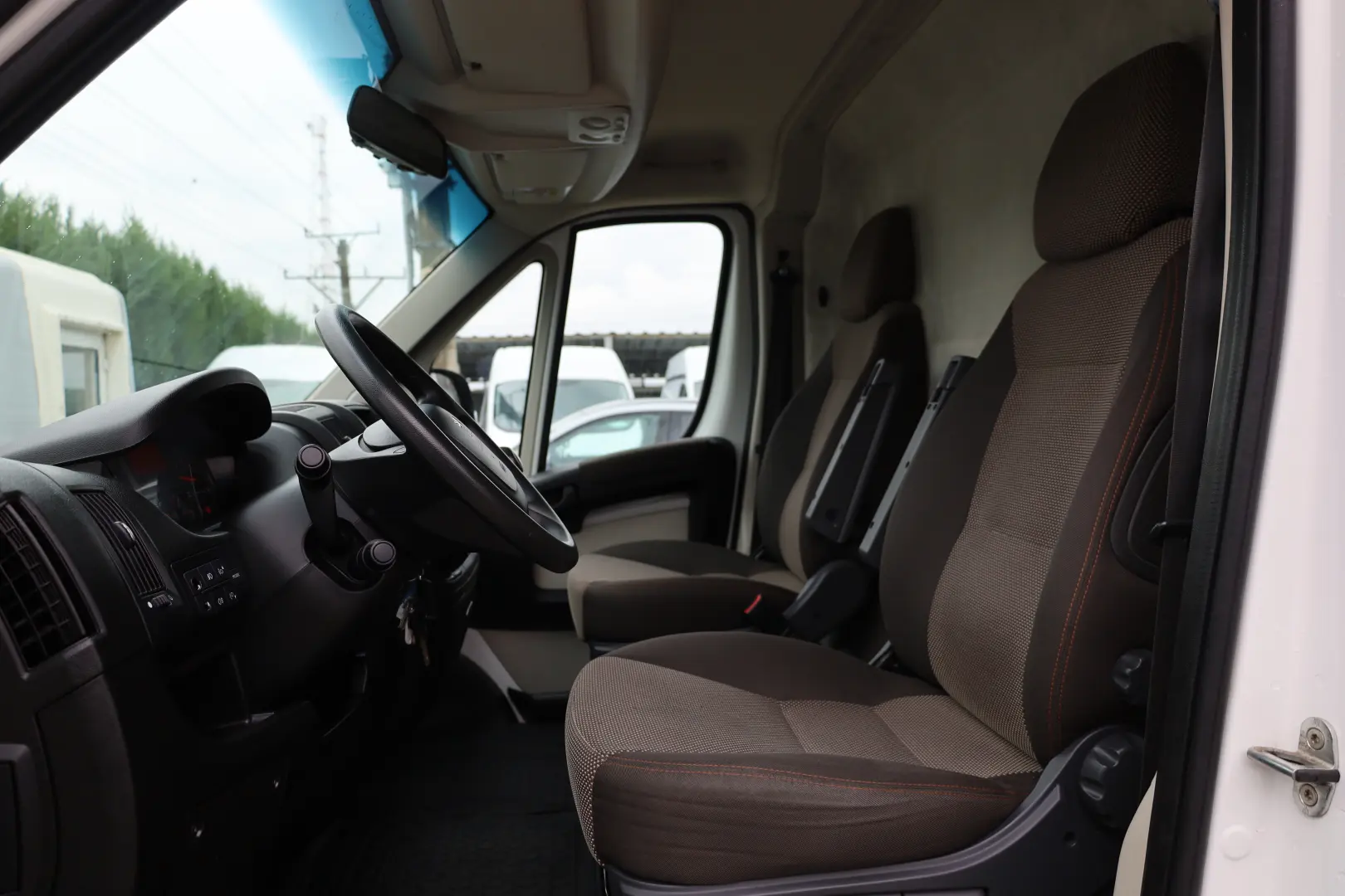 Peugeot Boxer L1H1 2.0D 110CP