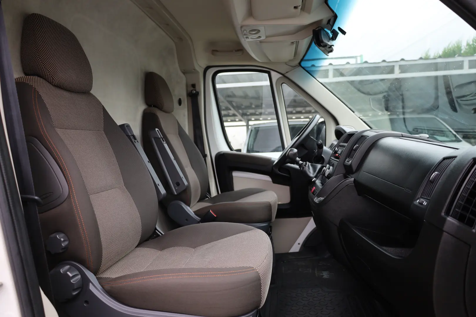 Peugeot Boxer L1H1 2.0D 110CP