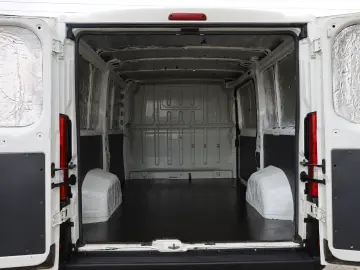 Peugeot Boxer L1H1 2.0D 110CP