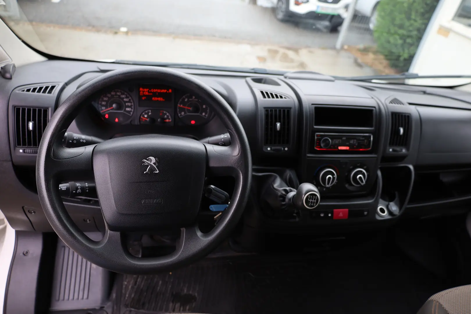 Peugeot Boxer L1H1 2.0D 110CP