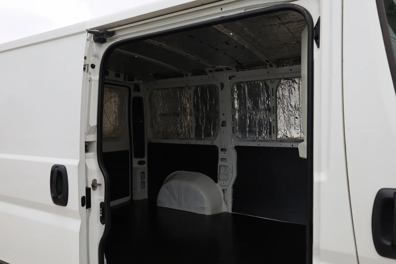 Peugeot Boxer L1H1 2.0D 110CP