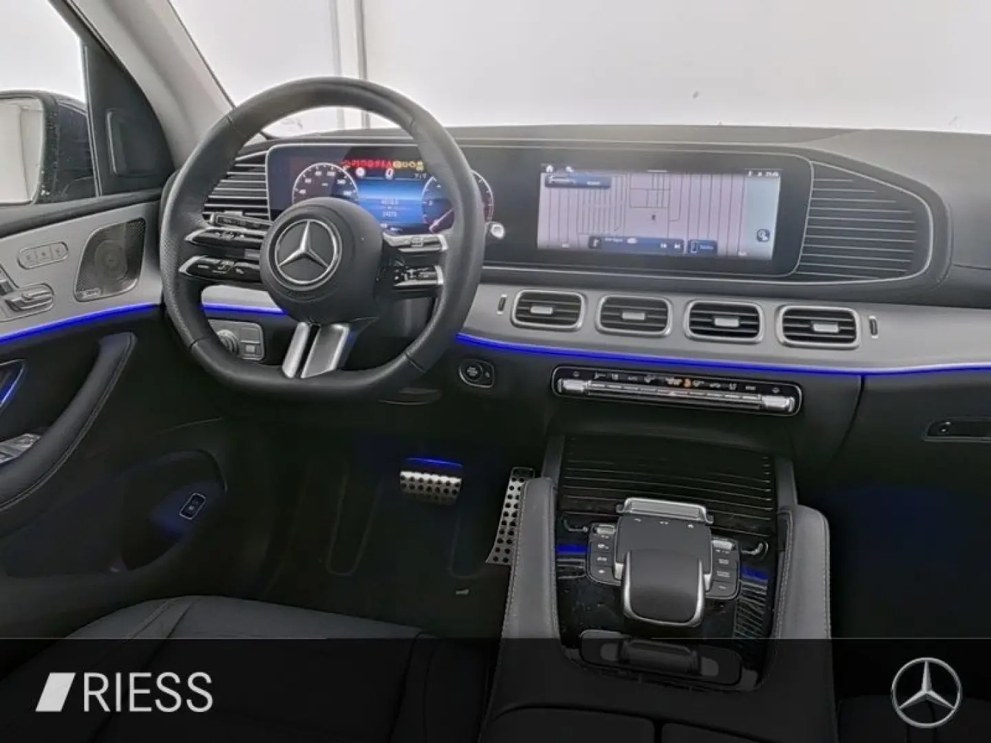 GLS 350 d 4M AMG ADV+ AHK PANO MEMORY 360 KEYLES