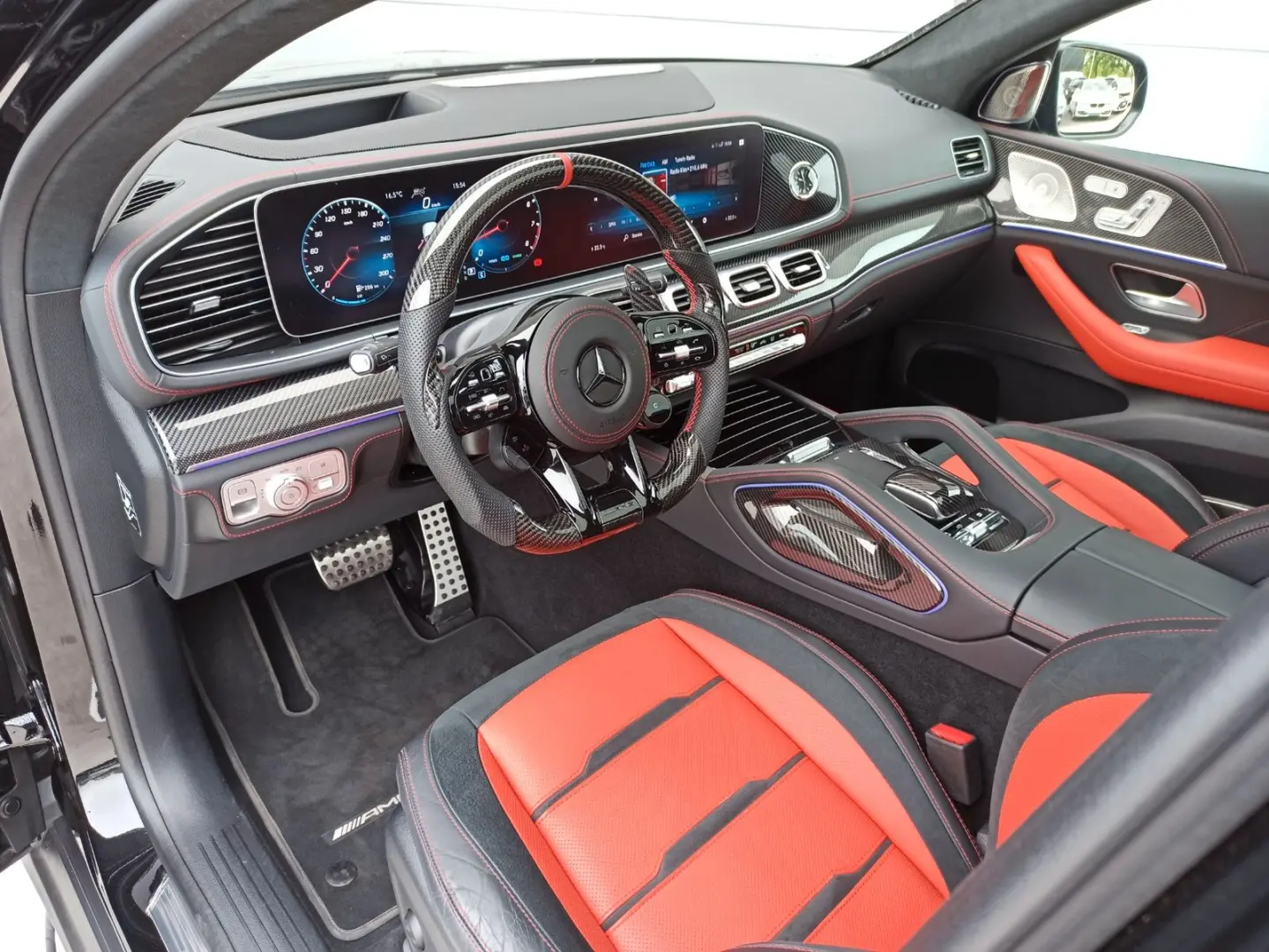 Mercedes-Benz GLE 63 AMG Mercedes-AMG S 4MATIC+