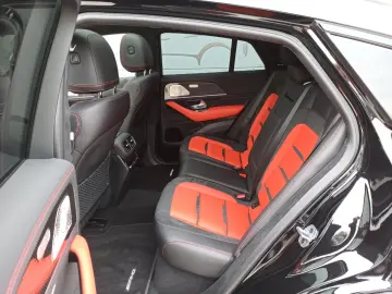 Mercedes-Benz GLE 63 AMG Mercedes-AMG S 4MATIC+