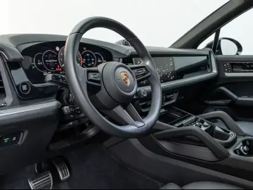 Porsche Cayenne E-Hybrid InnoDrive Chrono BOSE