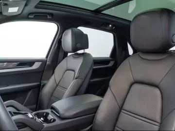 Porsche Cayenne E-Hybrid InnoDrive Chrono BOSE