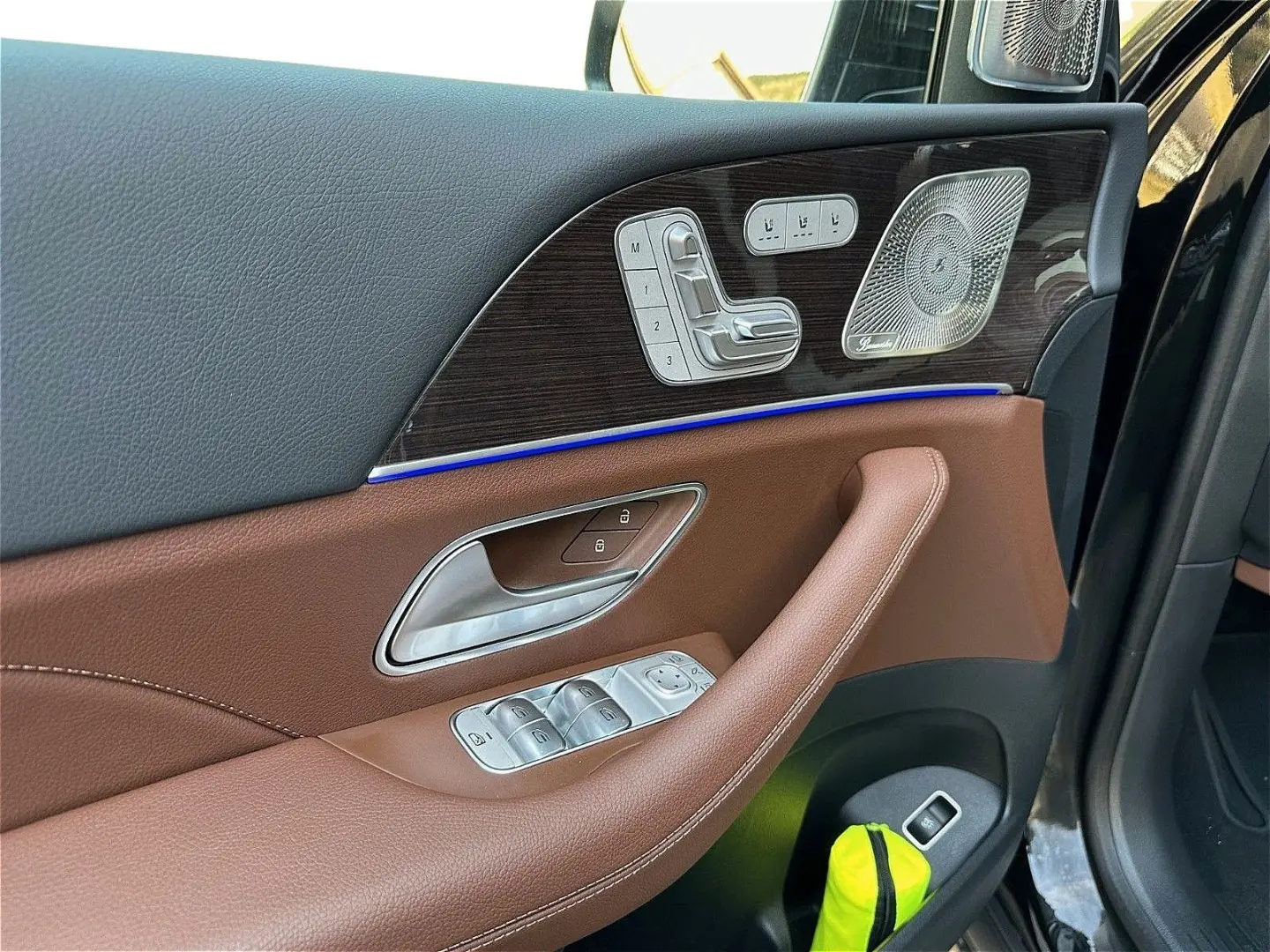 GLS 450 4MATIC AMG BURBESTER 4D