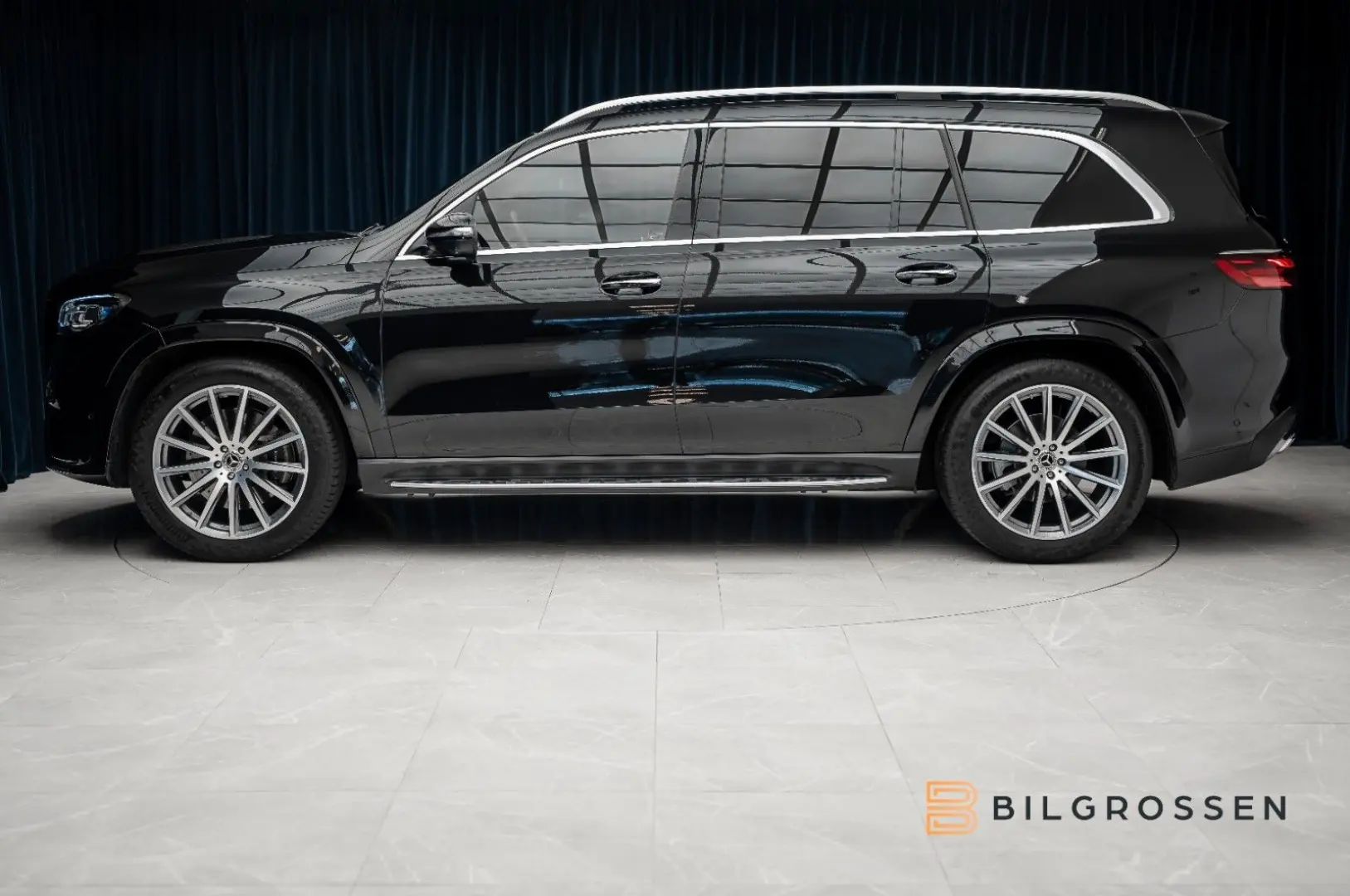 Mercedes-Benz GLS 450 d 4MATIC AMG Massage Softclsose HUD