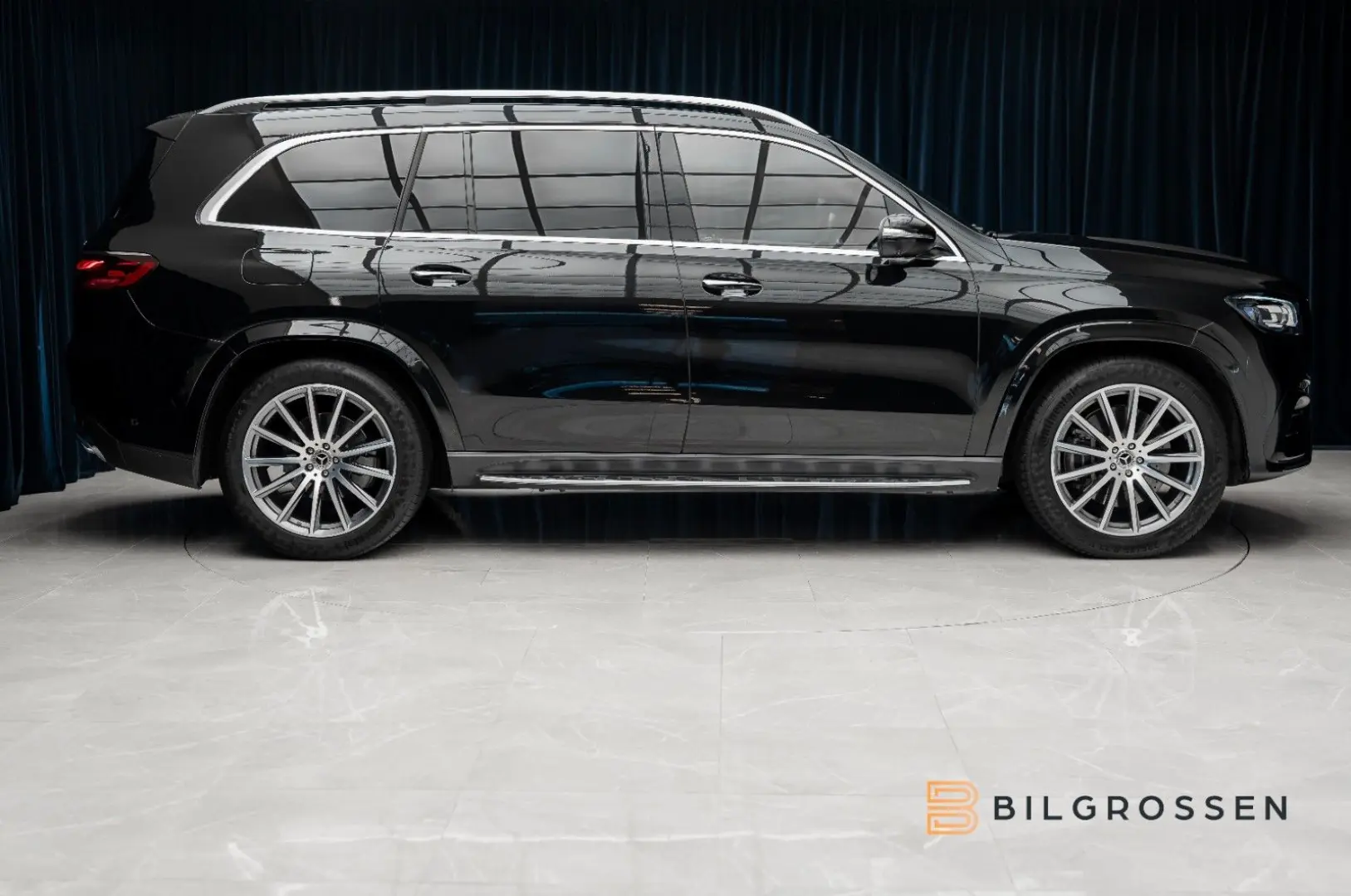 Mercedes-Benz GLS 450 d 4MATIC AMG Massage Softclsose HUD