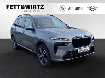 X7 xDrive40d M Sport Pro AHK SkyLounge Komforts.