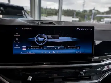 X7 xDrive 40d M-Sport Pro FACEL. PANO AHK HUD
